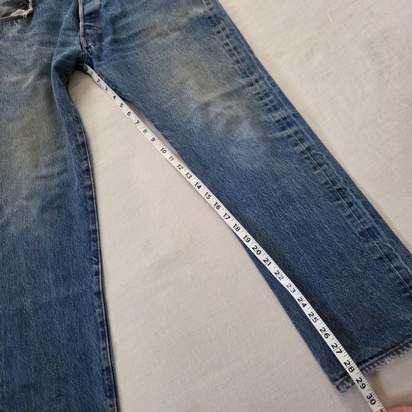 Levi's 501 Fit Perfectly Worn Distressed Men's Blue Jeans 36×32 36 Inch Waist - Picture 7 of 13